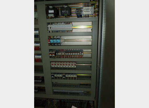 armoire &eacute;lectrique