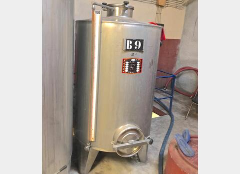 Cuve inox - Volume : 11 hectos (1100 litres)