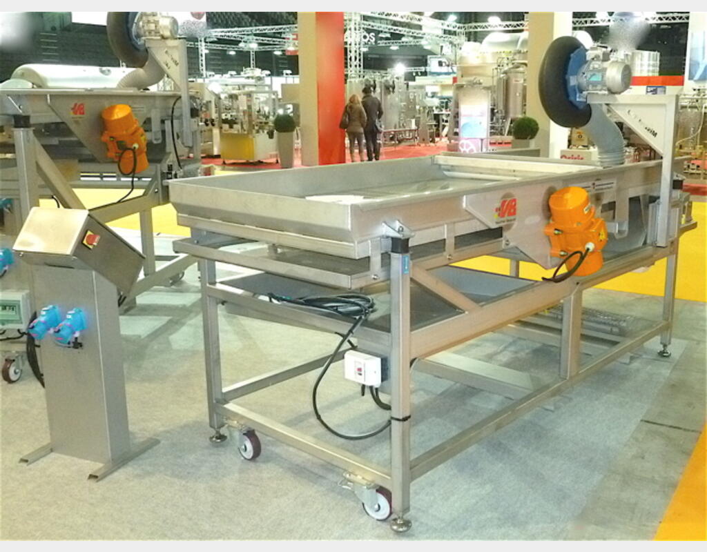 Table de tri vibrante - Marque : VAUCHER BEGUET