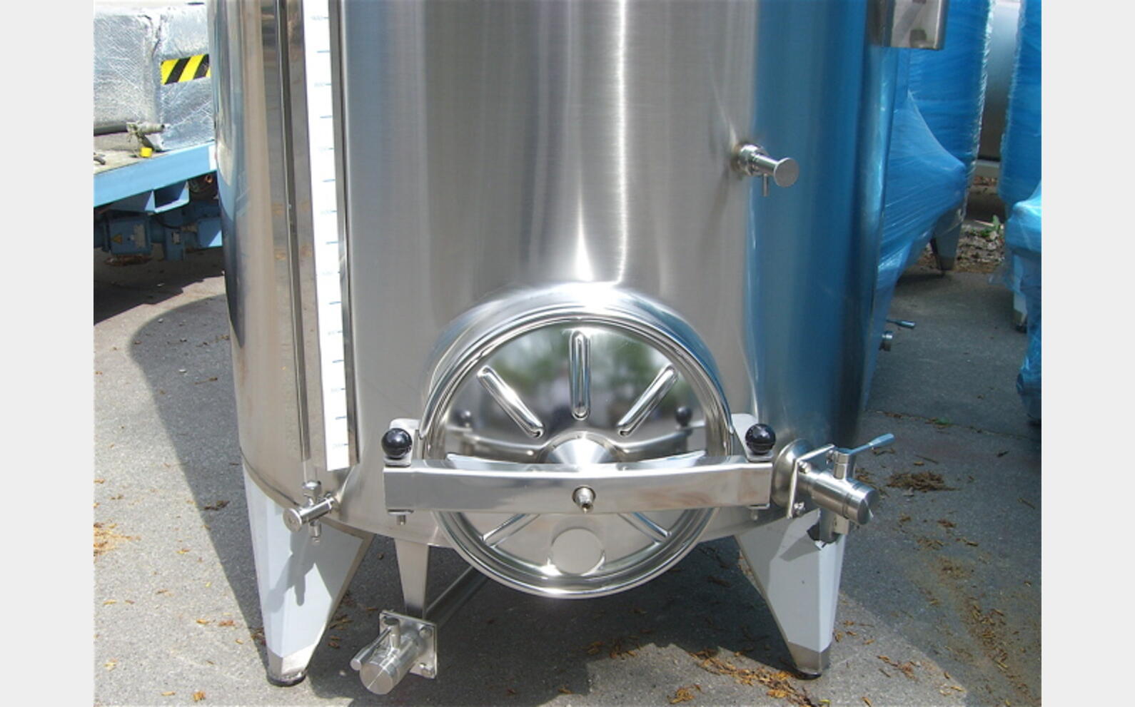 Cuve inox &agrave; chapeau flottant MATERIEL NEUF