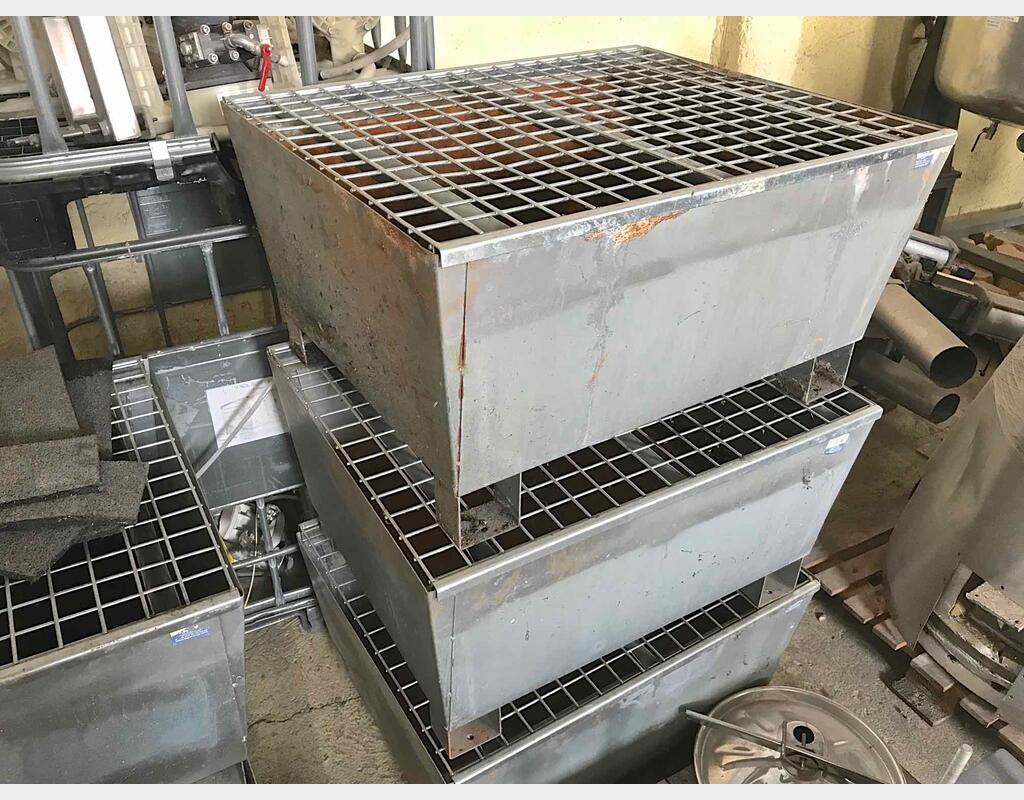 bacs de rétentions en inox pour fûts