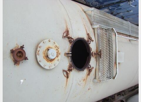 Citerne horizontale sur chassis, 81m3 - Acier Brut