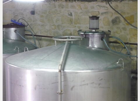 cuve stockage INOX 304 Agroalimentaire (vin rouge) Marque : CARTIER