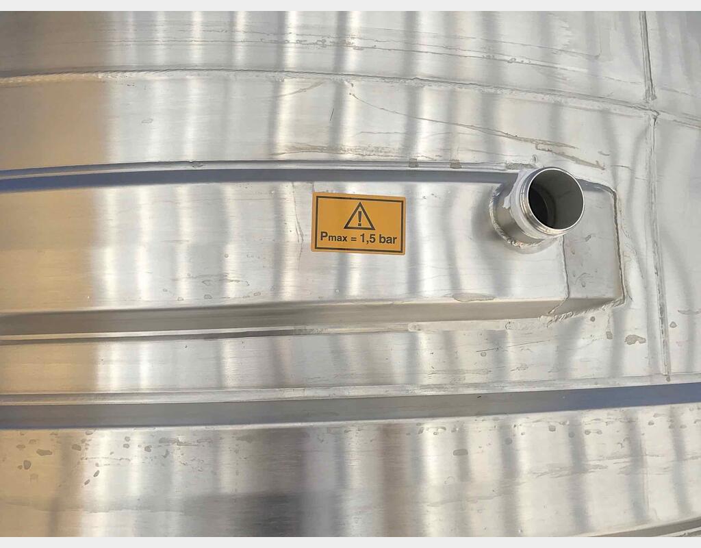 Cuve inox à chapeau flottant  80 hls - Fond incliné sur pieds
