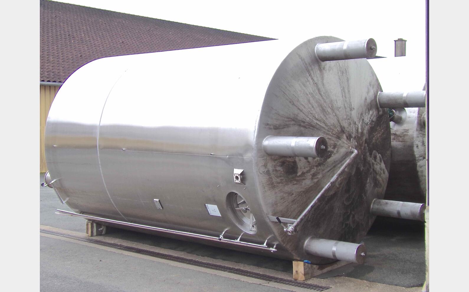 Cuve agit&eacute;e INOX