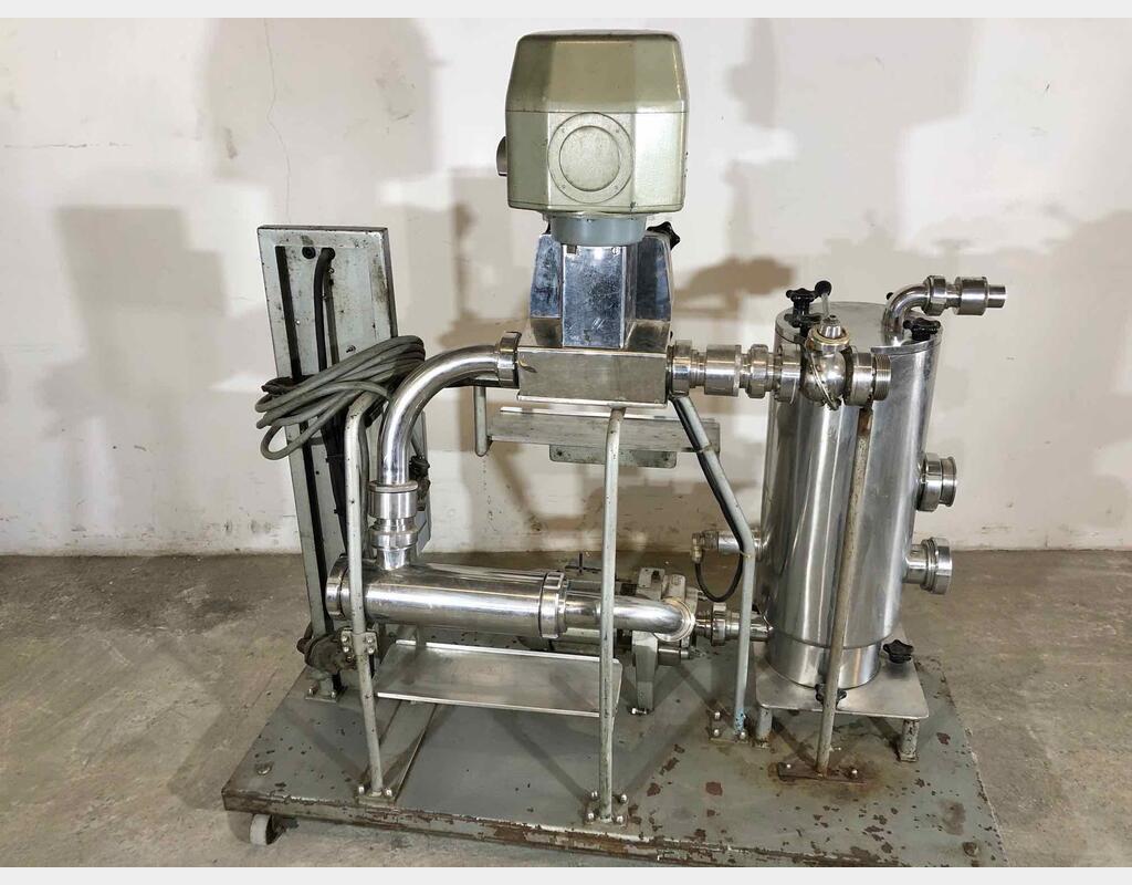 Compteur Alcool SCHLUMBERGER - Sur Skid avec pompe et filtre