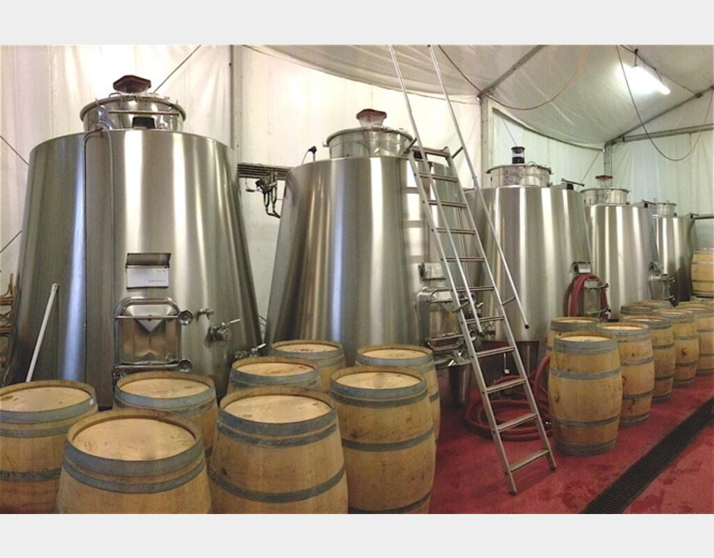 Cuve tronconique climatisée et isolée - Volume : 55 HL (5500 litres)