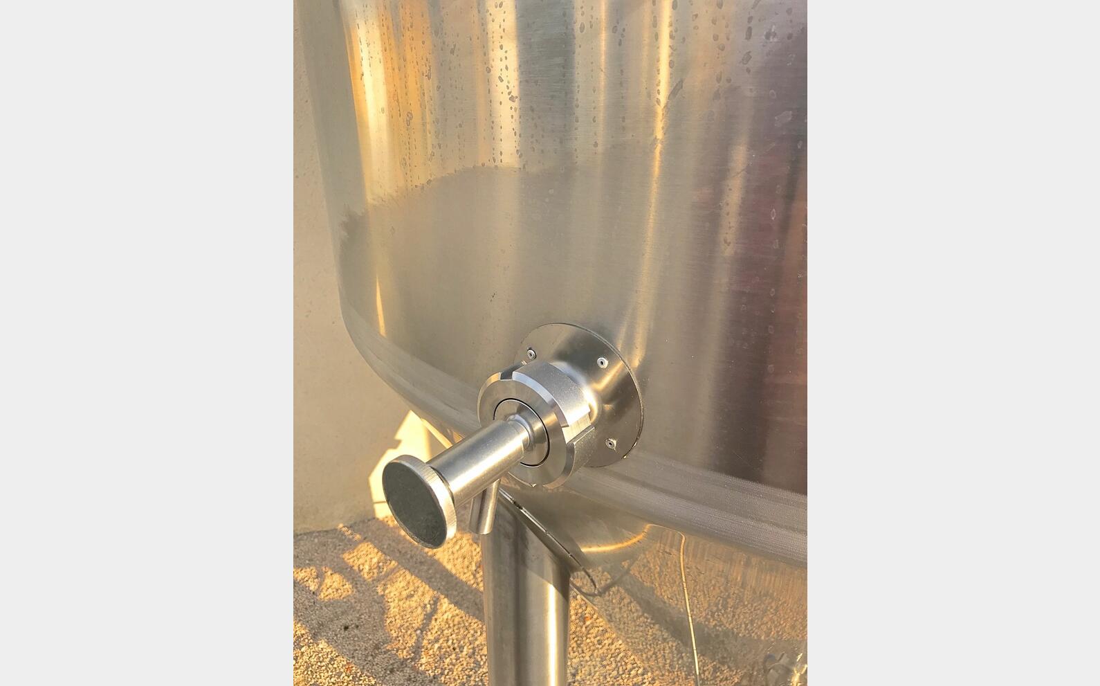 304 stainless steel tank  16 HL (1600 litres) ARSILAC