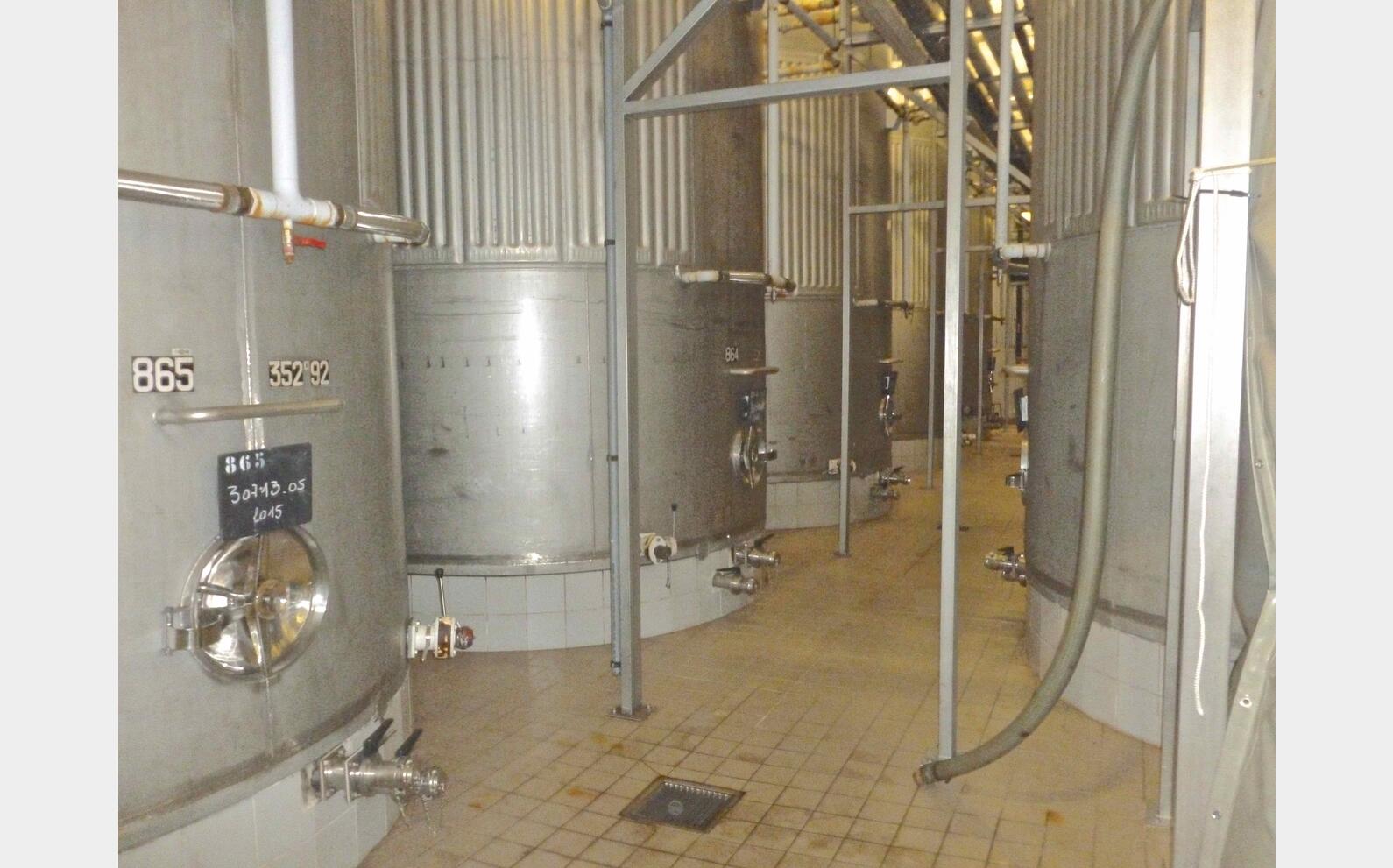 Cuve inox de stockage refroidie Provenance : agroalimentaire (champagne) Marque : ZIEMANN HENGEL