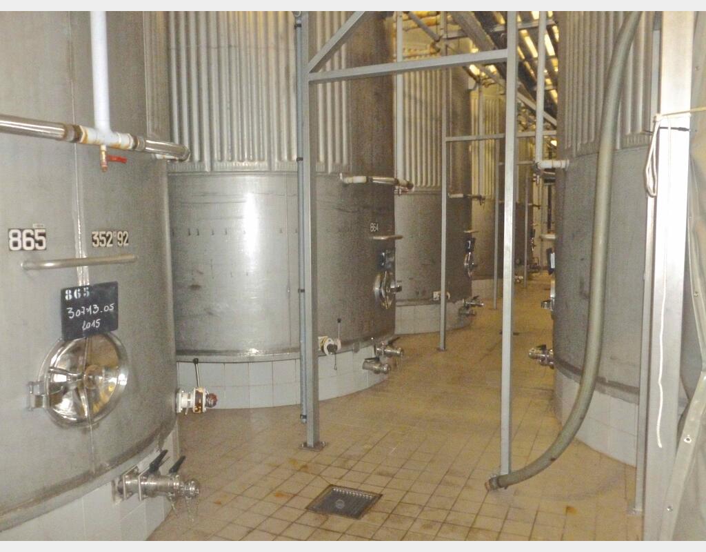 Cuve de stockage inox refroidie - Volume : 350 hectos (35000 litres)