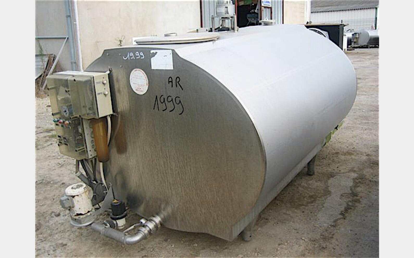 Cuve stockage INOX isol&eacute;e Volume : 1850 litres