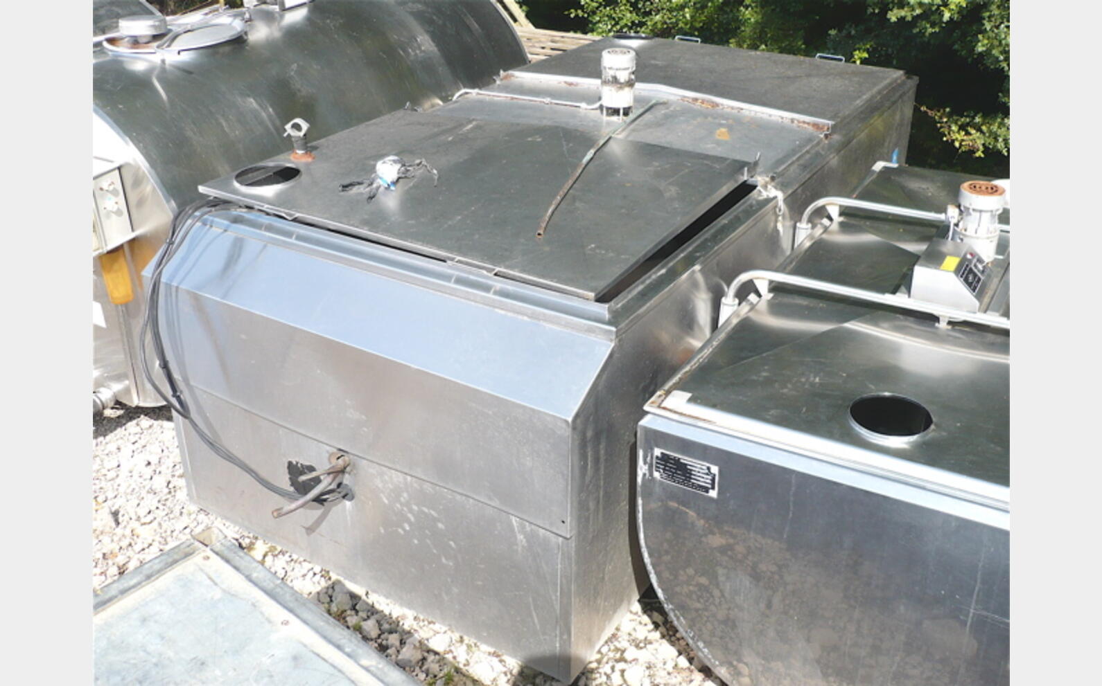 Cuve stockage INOX isol&eacute;e Volume : 2300 litres