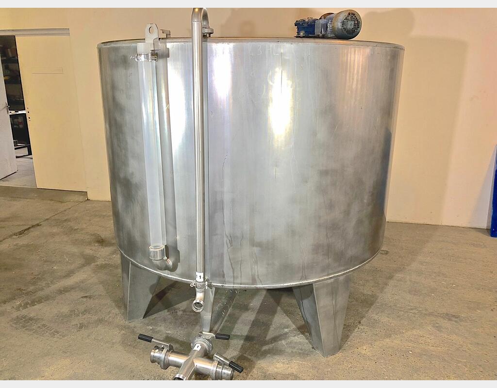 Cuve de mélange inox - Volume : 4300 litres