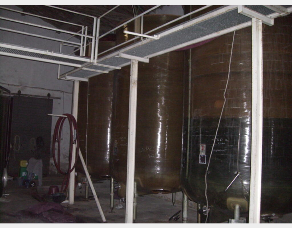 Cuve chapeau flottant POLYESTER