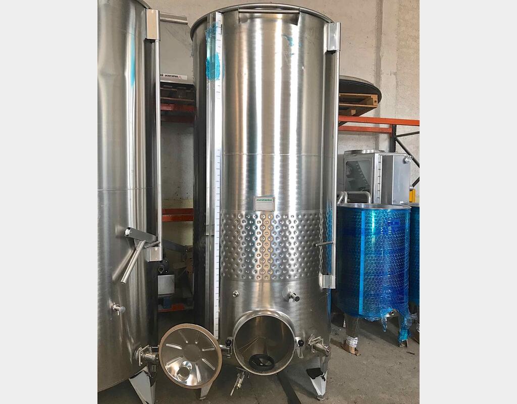 Cuve Inox chapeau flottant de 28 hls MATERIEL NEUF Volume : 2800 litres (28 hls)