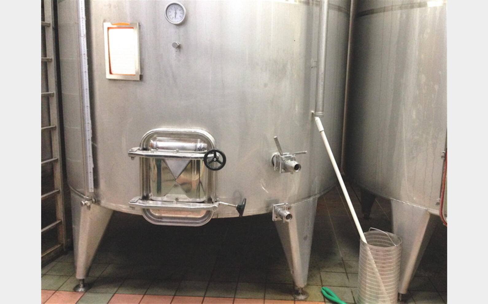 Cuve inox de 120 HLS