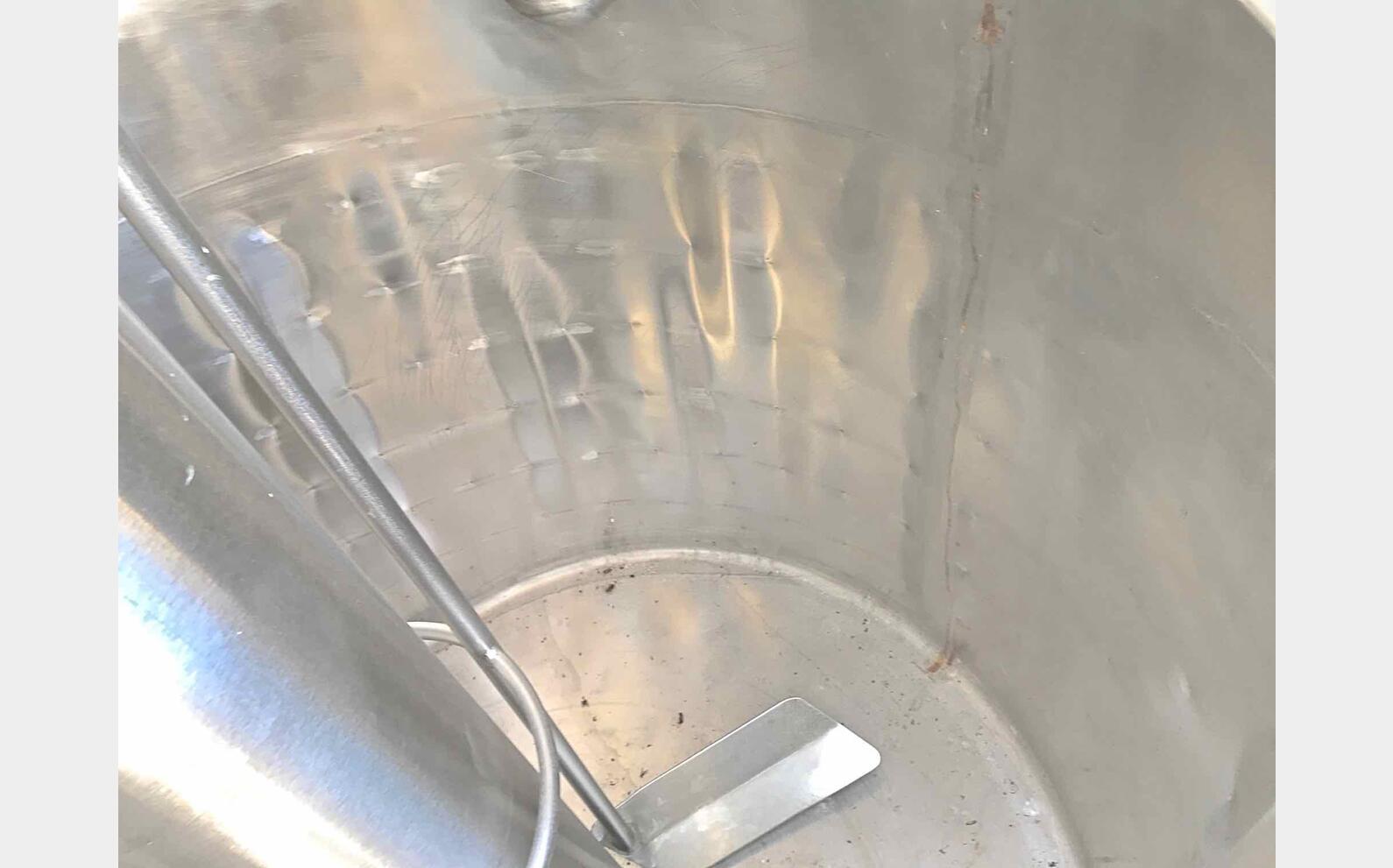 Cuve m&eacute;lange inox