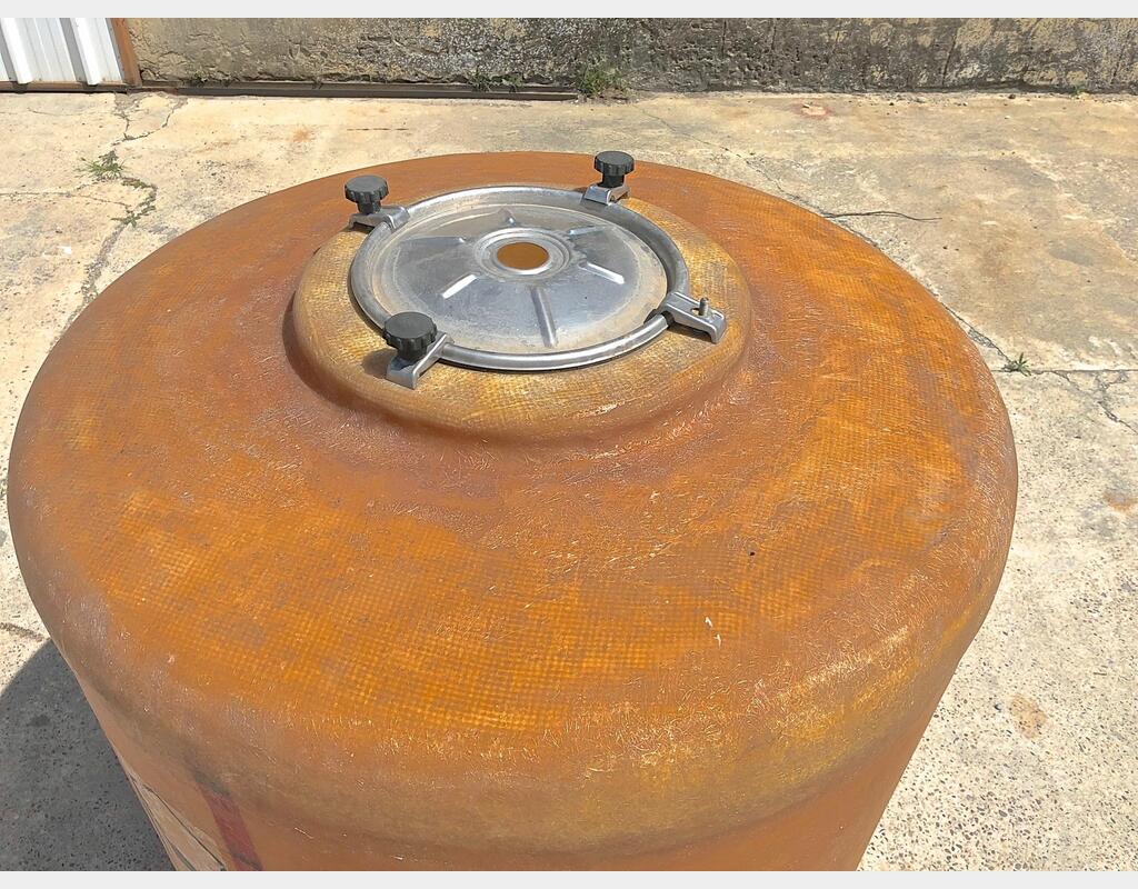 Cuve de stockage fibre - Volume : 8 hectos (800 litres)