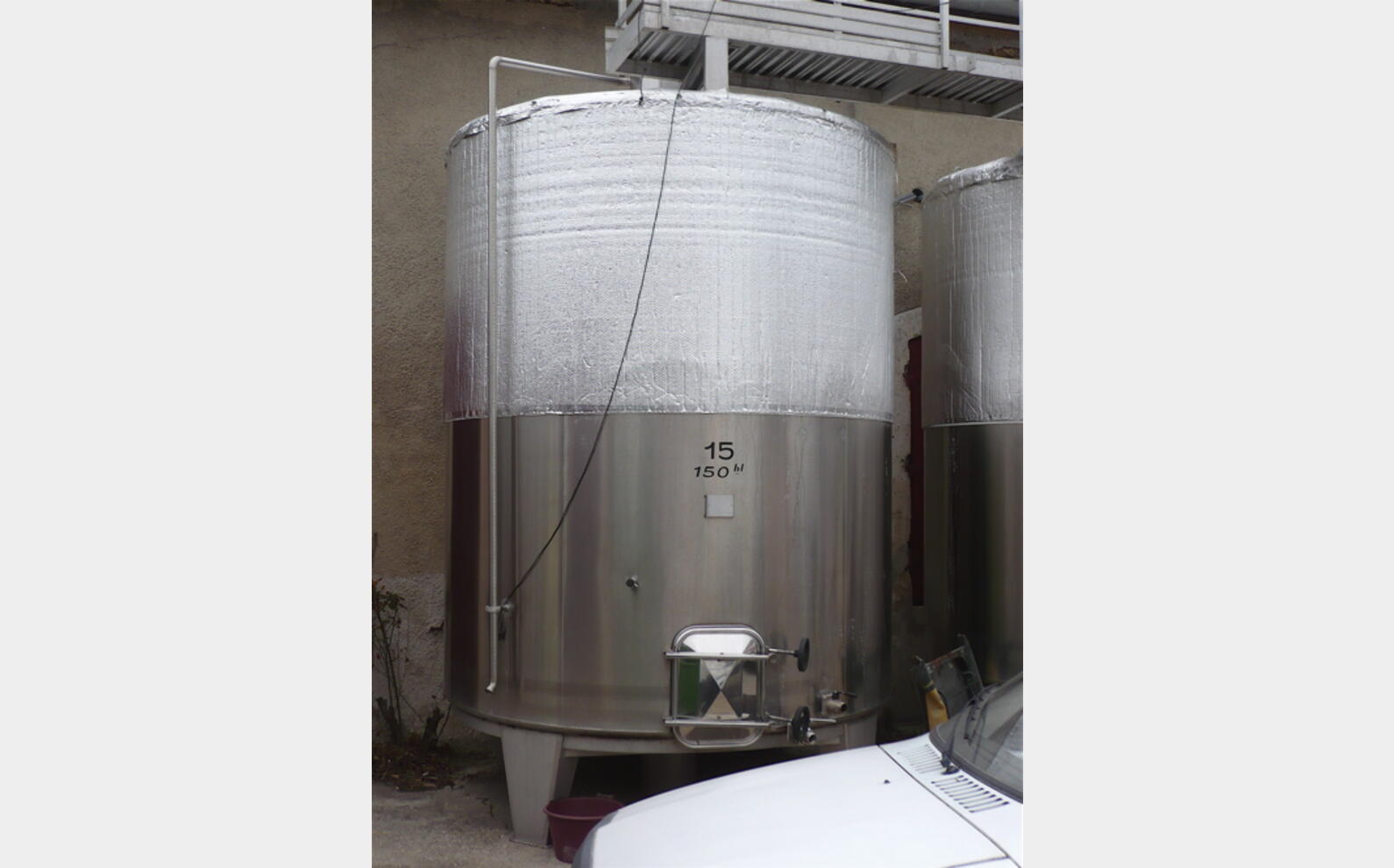 cuve de stockage INOX 304 avec serpentin provenance vinicole
