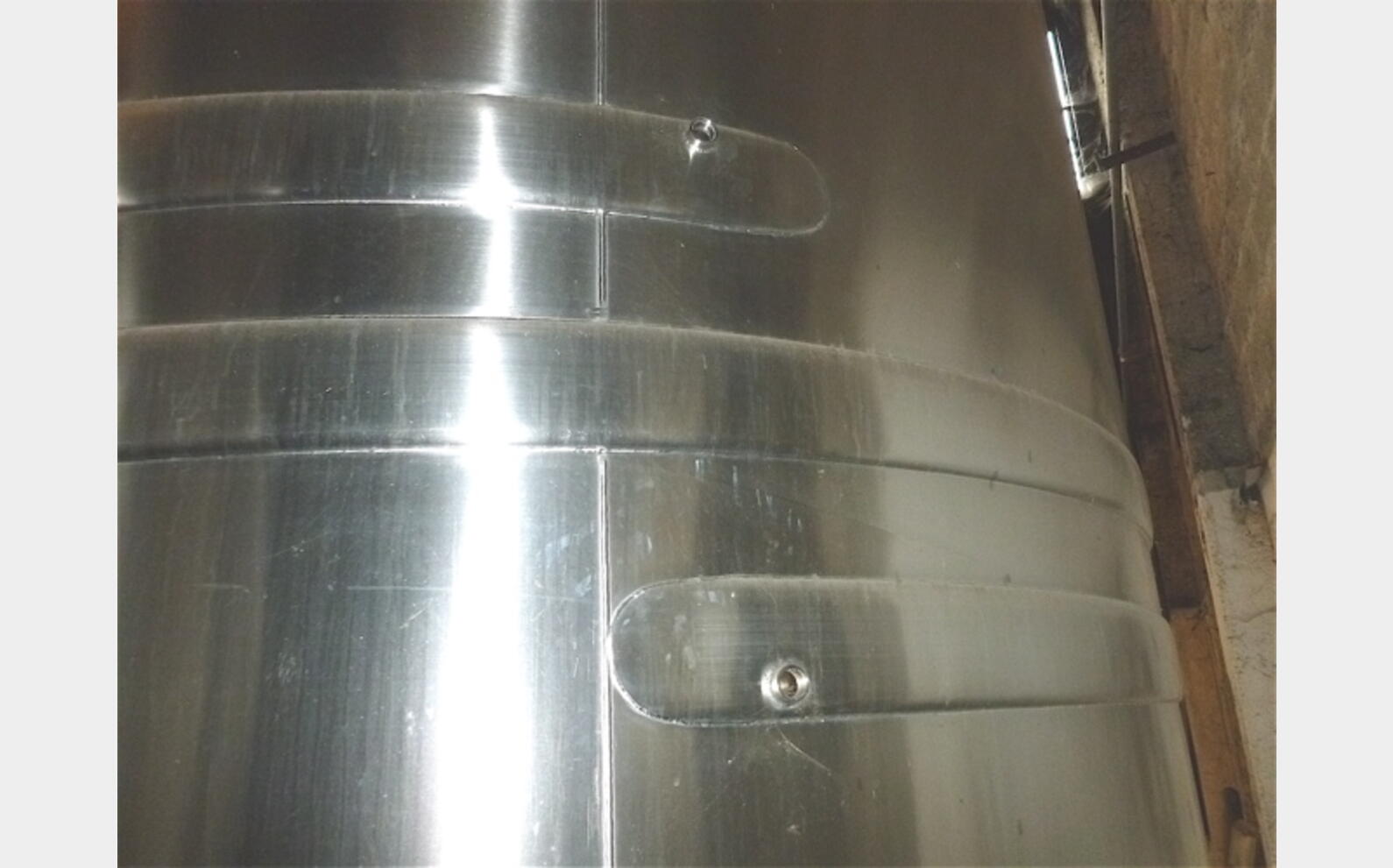 Cuve INOX 316L pente 50% sur jupe Provenance : distillerie