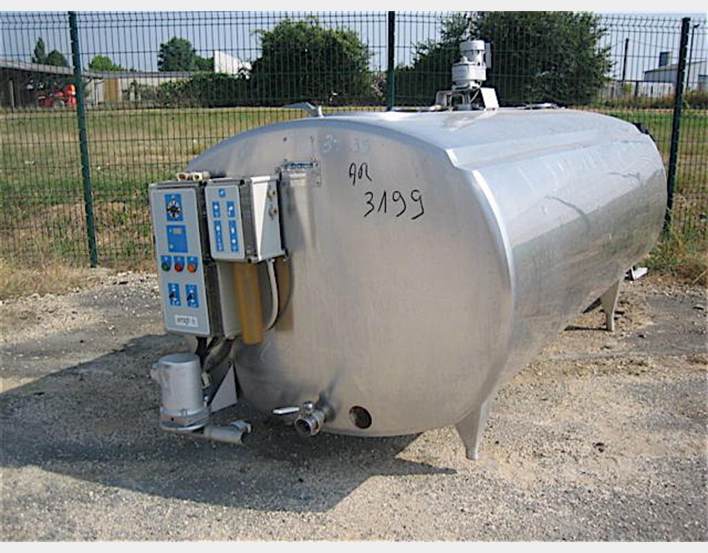 Cuve stockage INOX isol&eacute;e Volume : 2400 litres