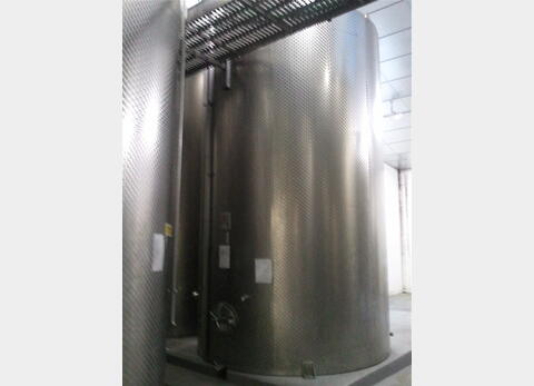 CUVE INOX 316 L FOND PLAT DE 360 HLS - TOIT CONIQUE AVEC CHEMINEE DEPORTEE