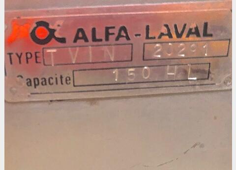 Cuve inox avec drapeaux Marque : ALFA LAVAL
