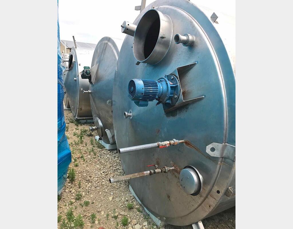 Cuve inox cylindrique verticale agitée - isolée sur pieds capacité 100 hls