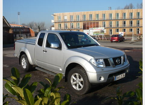 Nissan Navara pack connect et tonneau cover Ann&eacute;e 2009, 40.017 kms
