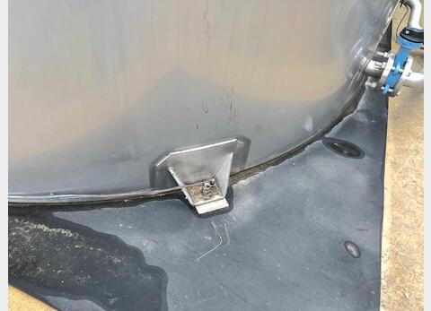 Cuve Inox 304L fond plat sur radier