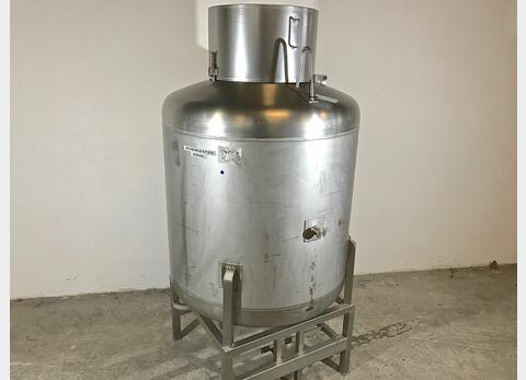 Cuve inox de stockage cylindrique