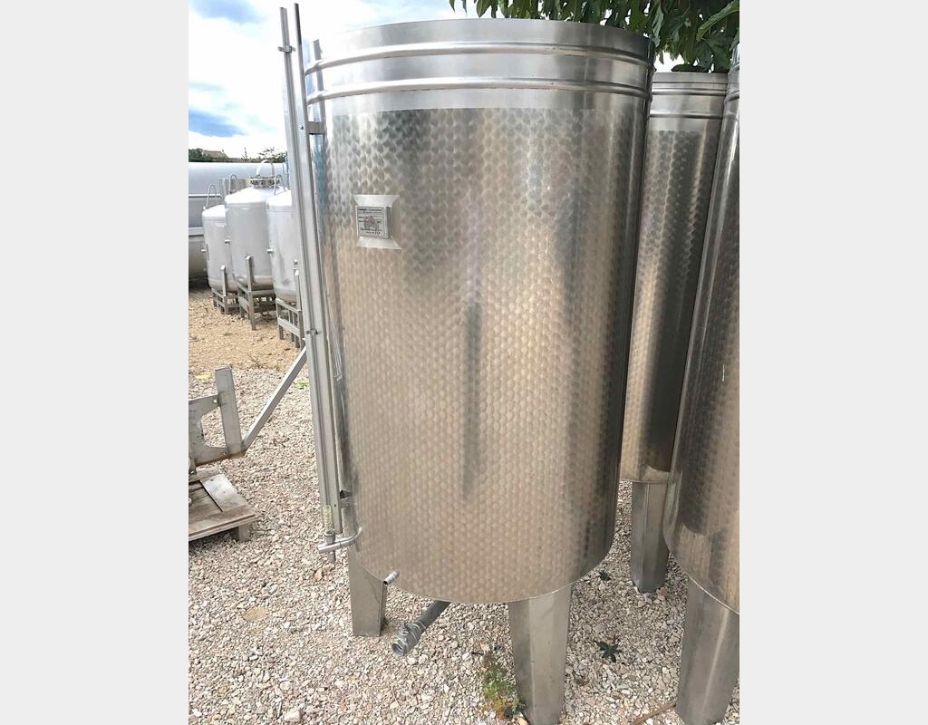 Cuve Inox cylindrique verticale - de 950 Litres