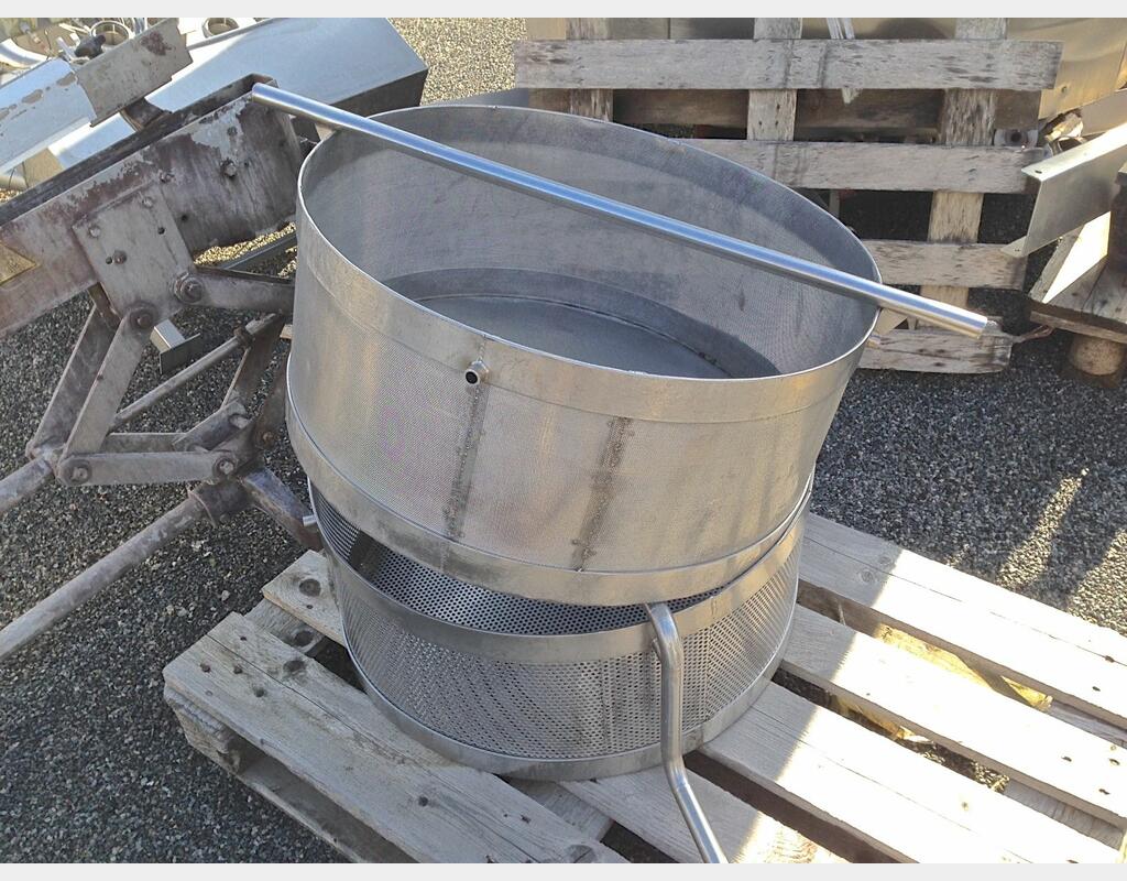 Lot de 2 Paniers inox perforés