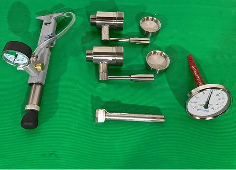 Cuve inox 304 fond bomb&eacute; chap flottant MATERIEL NEUF
