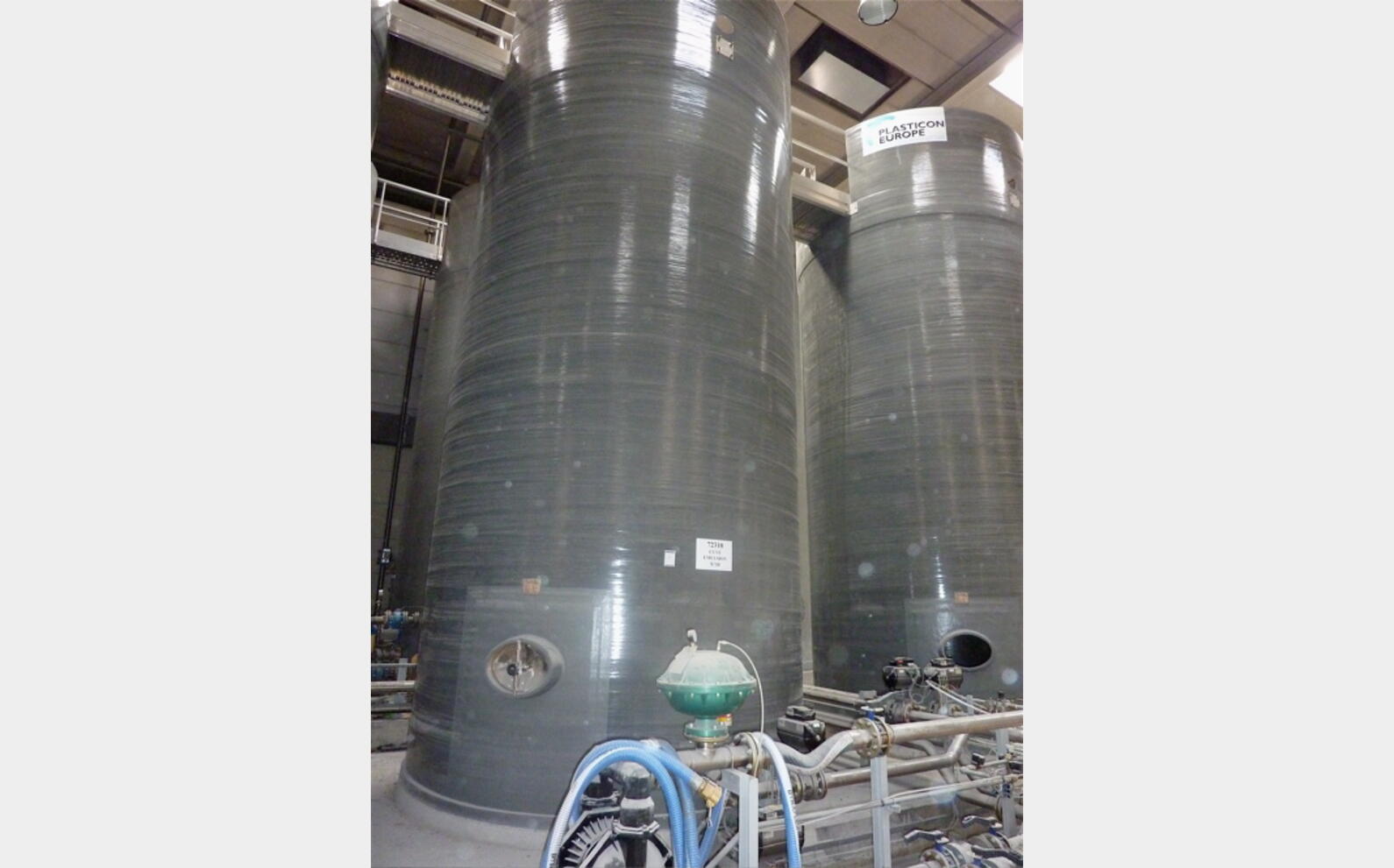 cuve stockage POLYESTER Marque : PLASTICON EUROPE Volume : 50000 litres