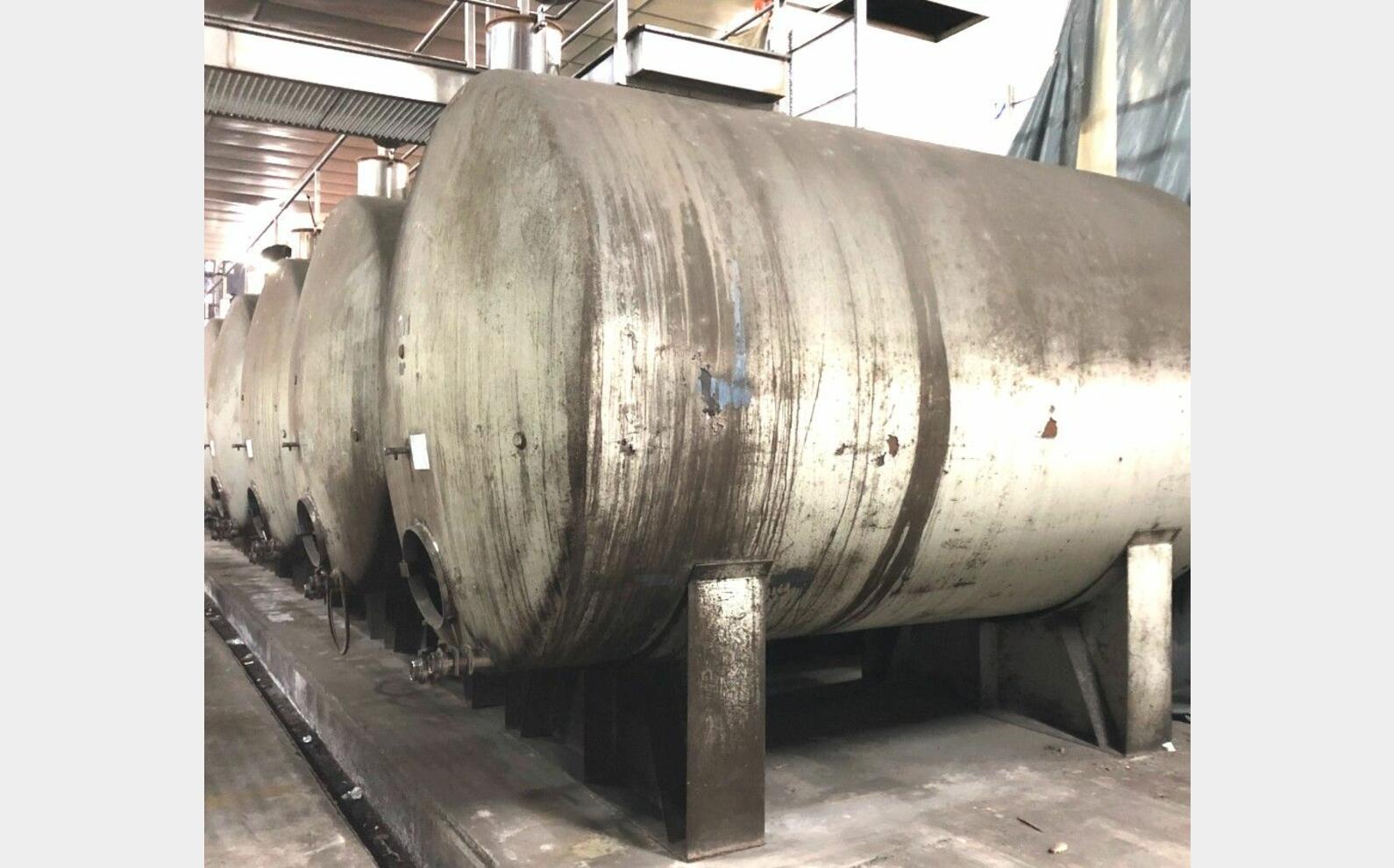 Cuve stockage acier rev&eacute;tu