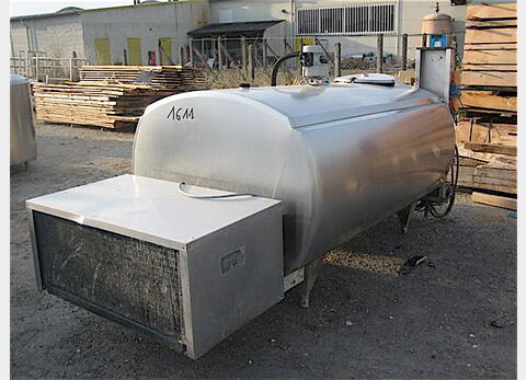Tank &agrave; lait 1500 litres Groupe de froid et agitation .