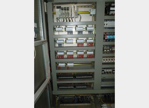armoire &eacute;lectrique