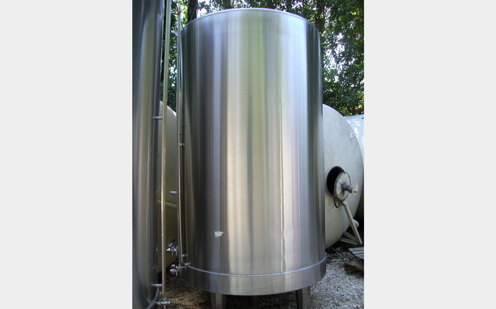 Cuve inox Lagouarde 70hls Ann&eacute;e : 1990. Provenance : vinicole