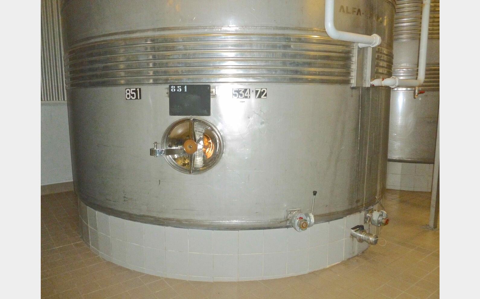 Cuve de stockage inox refroidie Provenance : agroalimentaire (champagne) Marque : ALFA LAVAL