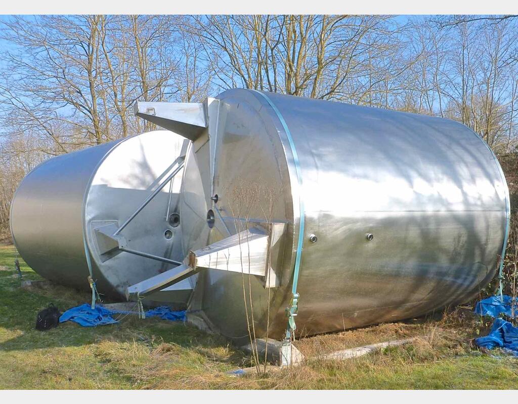 Cuve de m&eacute;lange inox isol&eacute;e 316 Volume : 20 m3
