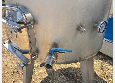 Cuve inox &agrave; chapeau flottant