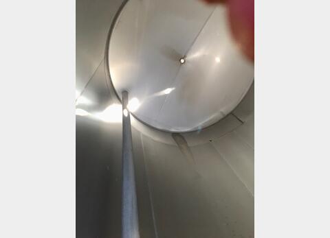 Cuve Inox 304L ferm&eacute;e de 345 hls