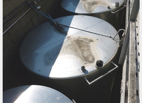 Cuve stockage INOX 316 sur pieds Agroalimentaire Marque : PIERRE GUERIN