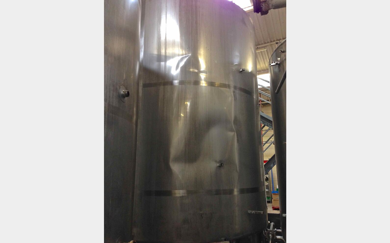 Cuve agit&eacute;e INOX