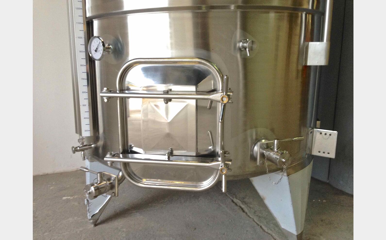 Cuve inox &agrave; chapeau flottant MATERIEL NEUF