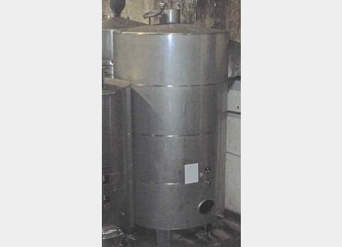 Cuve inox ferm&eacute;e sur pieds