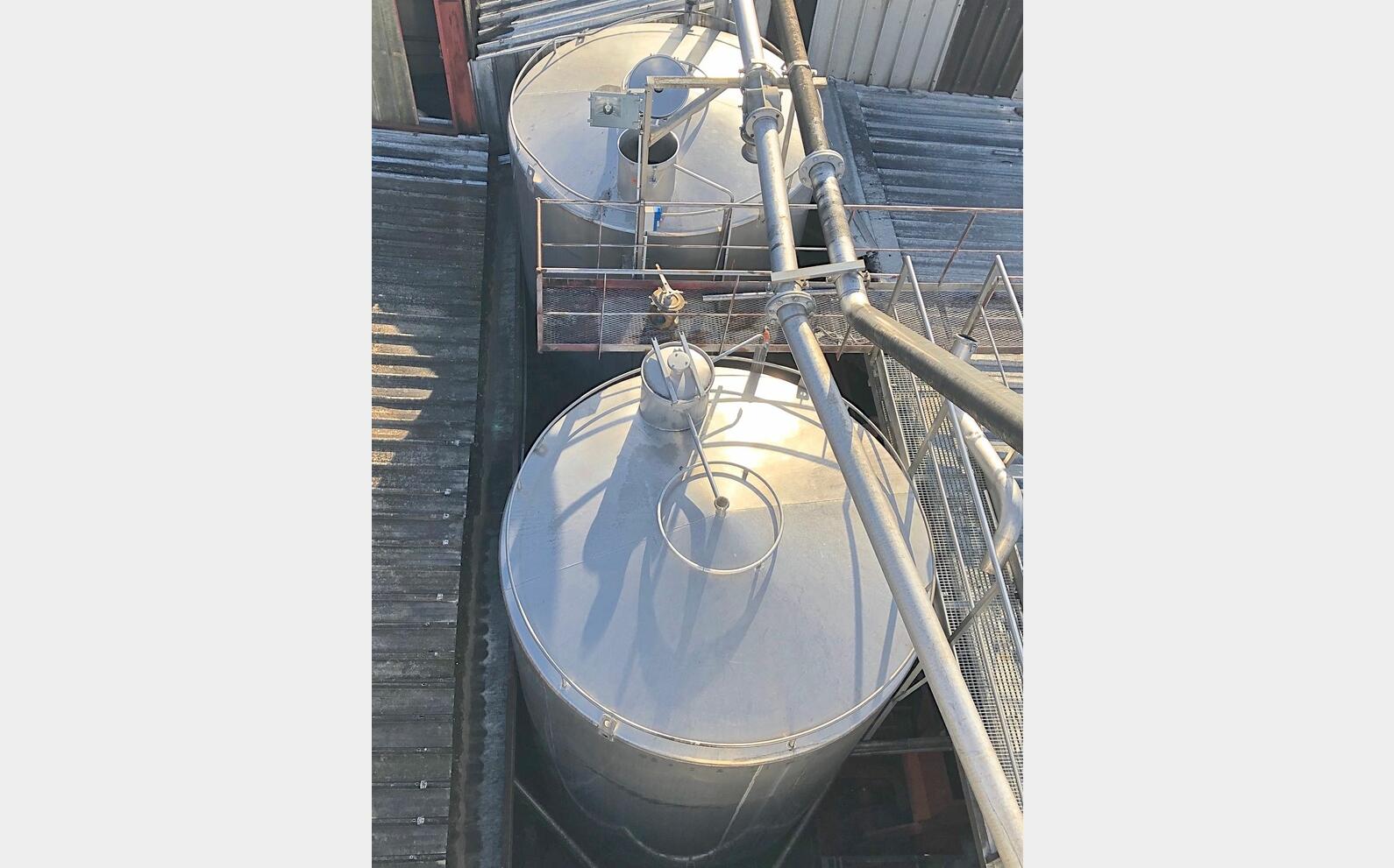 cuve stockage INOX fond cuill&egrave;re