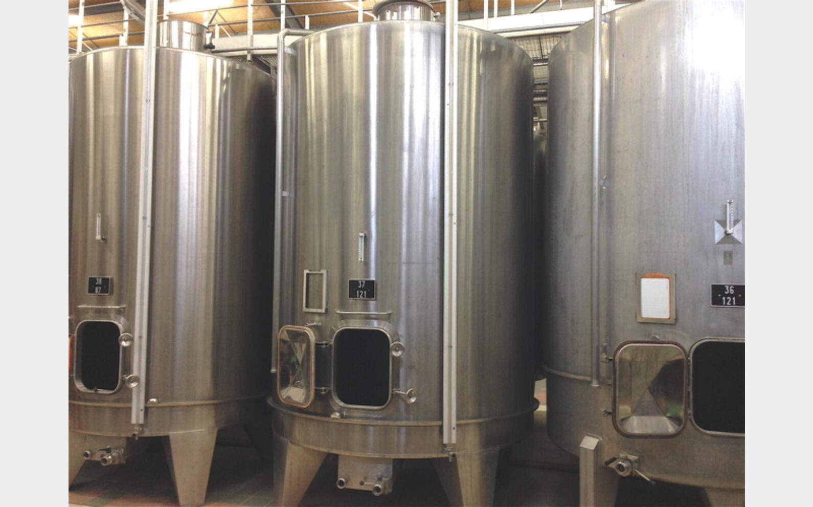 Cuve inox de 121 HLS