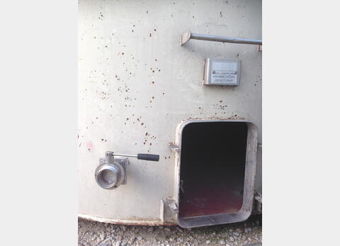 Cuve Acier Emaill&eacute; fond plat Volume : 260 hecto (26000 litres)